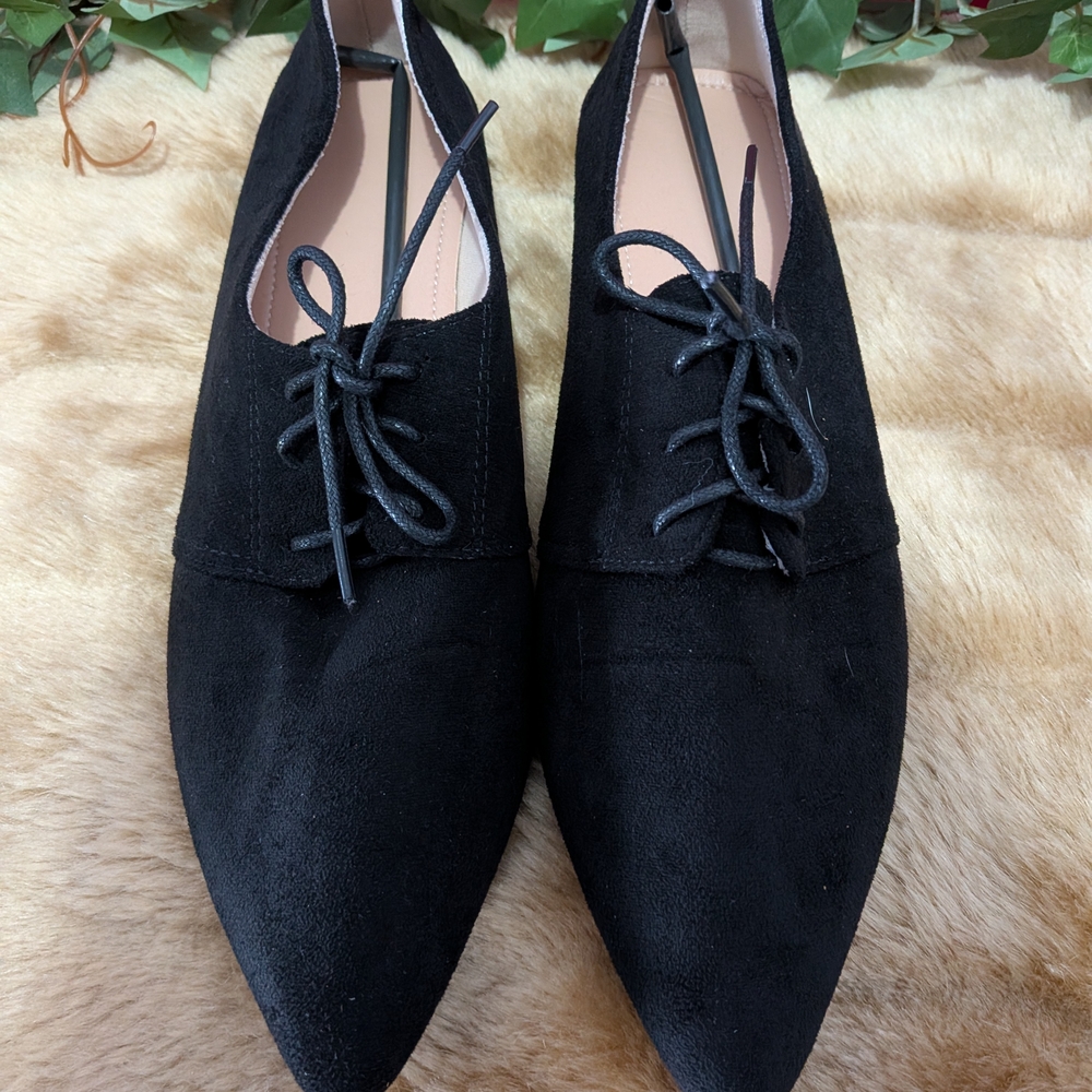 SHEIN Black Suede Lace-Up Loafers